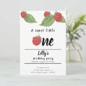 un doux petit anniversaire de framboise Invitation (Debout devant)