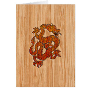 Un dragon rouge sur Bambou comme