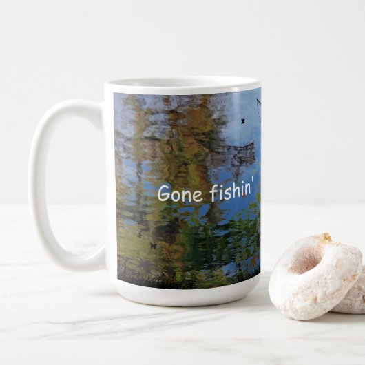 Un homme âgé Pêche Retraite Café Mug (Avec donut)