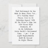 Un Humour amusant arrive à la retraite Invitation  (Dos)