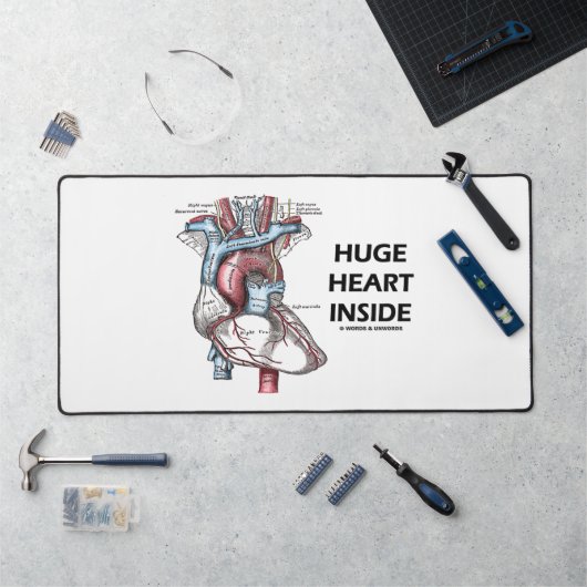 Un immense coeur à l'intérieur du diagramme d'anat (Poste de travail)
