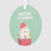 Un jeu de Noël amusant, un gâteau de neige givré (devant)