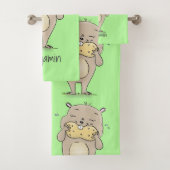 Un joli hamster souriant avec un dessin animé d'ar (En situation)