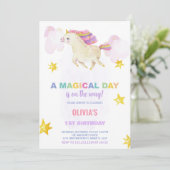 Un Jour Magique Unicorne Invitations Anniversaire (Debout devant)