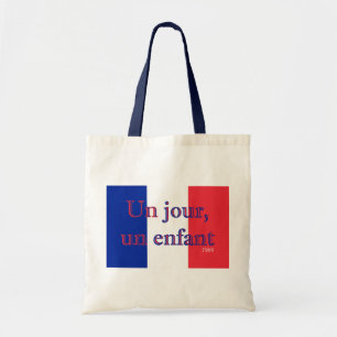 Un jour, un enfant tote bag
