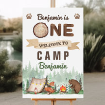 Un joyeux Camper Boy 1ère Affiche de bienvenue d'a
