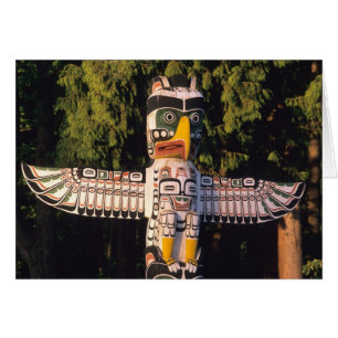 Un mât totem à Vancouver, Canada.
