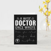 Un Médecin Sage A Écrit Une Fantastique Carte De M (Fleur jaune)