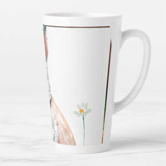 Un mignon hamster mangeant une tasse design carott (Droite)