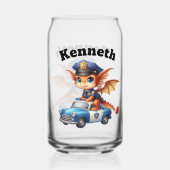 Un mignon petit dragon dans une voiture de police (Verso)