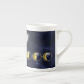 Un mois dans la vie de la lune Spécialité Mug (Droite)