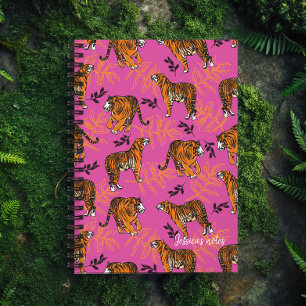 Un Motif de tigre bizarre sur le rose vif