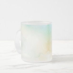 Un mug en verre dépoli avec un design doux à l'aqu