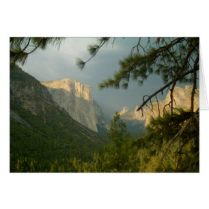 Un orage sur la vallée de Yosemite