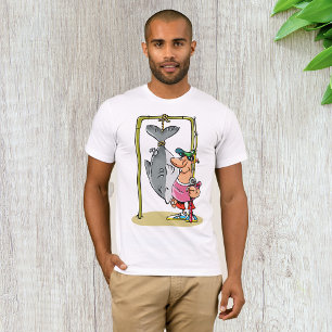Un Pêcheur Avec Son T-Shirt De Stylo À Captures