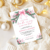 Un Petit Ensemble De Joy Baby shower Invitation