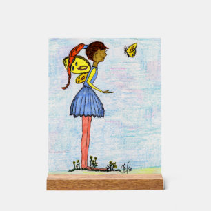 Un petit fée et papillon