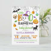 Un petit livre est presque dû Invitation - Blanc (Debout devant)