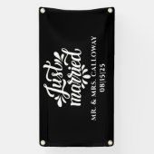 Un Petit Rétro Juste Marié Voiture Bannière (Verticale)