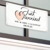 Un Petit Rétro Juste Marié Voiture Bannière (Bâtiment extérieur)