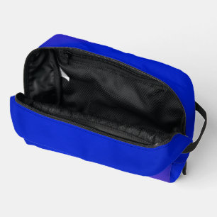 Un sac à fermeture éclair bleu vibrant avec un sub