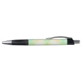 Un stylo à bille avec un corps vert et jaune doux (Haut)