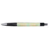 Un stylo à bille avec une pointe métallique (Devant)