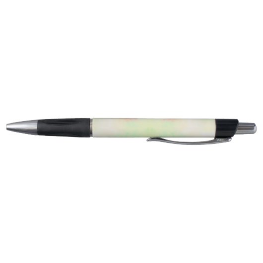 Un stylo à bille rétractable avec une pointe métal (Bas)