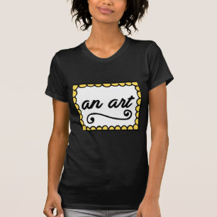 Un T-shirt de femmes d'art