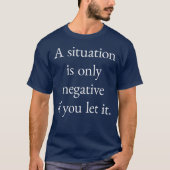 Un T-Shirt foncé de base pour une situation (Devant)
