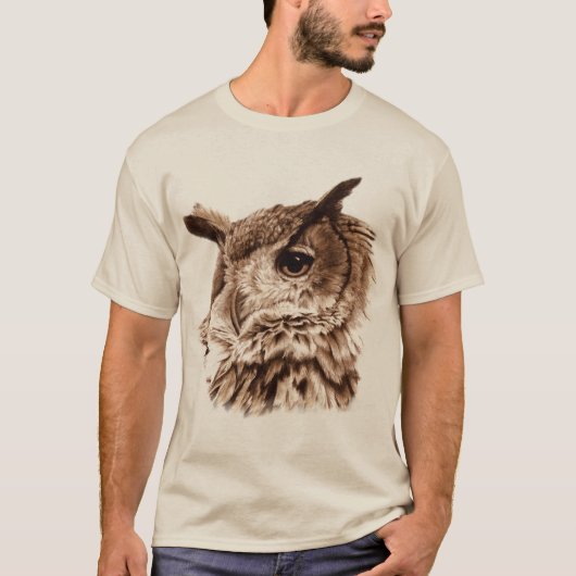 Un T-shirt plus ancien et plus sage d'art de hibou (Devant)
