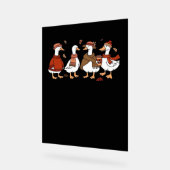 Un T-shirt trop grand pour une oie automne (Angle)