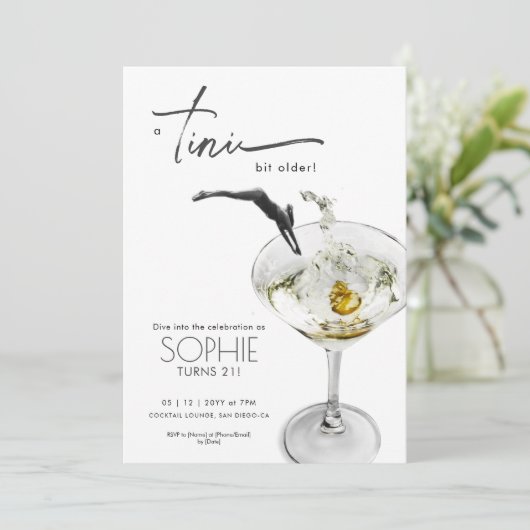 Un Tini Un Peu Plus Ancien Invitation Martini (Debout devant)