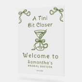 Un Tini Un Peu Plus Près Fête des mariées Bienvenu (Angle)