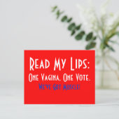 Un Vagin, une carte postale (Debout devant)