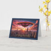 Un vaisseau spatial sur la carte d'anniversaire du (Fleur jaune)