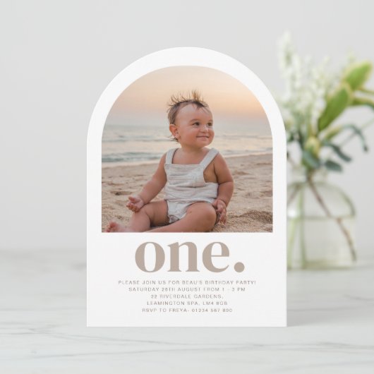 Une Arche Photo Invitation d'anniversaire (Debout devant)