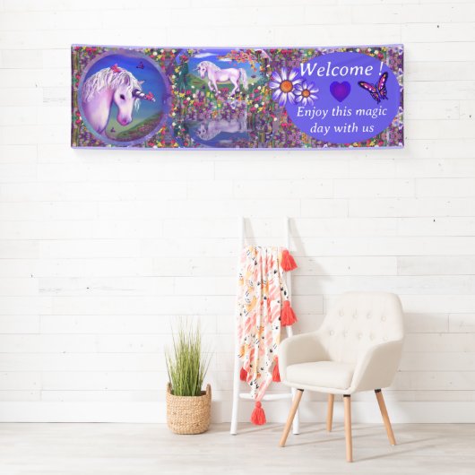 Une bannière de paradis violet (En situation)