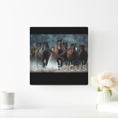 Une belle horloge murale (Maison)