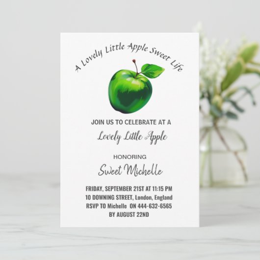 une belle petite pomme douce vie Invitation (Debout devant)