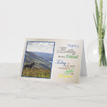 Une carte d'anniversaire de cheval pour Friend.<br><div class="desc">Une carte d'anniversaire pour dire à quel point le destinataire est grand ! Un cheval surplombant un magnifique paysage. La photo a été prise dans le Lake District au Royaume-Uni. Voir toute la gamme d'invitations et de cartes dans mon magasin : http://www.zazzle.com/eggznbeenz.  Tous les droits d'auteur de Norma Cornes.</div>