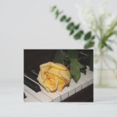 Une Chanson D'Une Carte Postale Rose (Debout devant)
