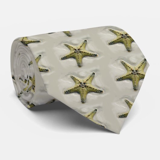 Une cravate d'étoiles de mer ! Une cravate (Roulé)