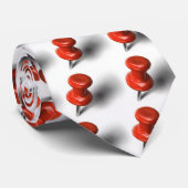 Une cravate rouge de pointe de poussée !  Un grand (Roulé)