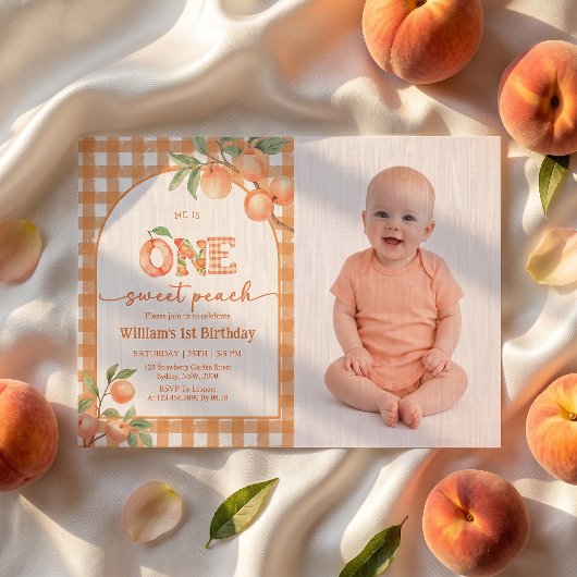 Une douce invitation d'anniversaire garçon gingham