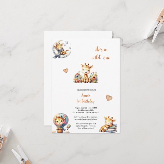 UNE ÉLÉGANTE INVITATION D'ANNIVERSAIRE GIRAFFE (Devant/Arrière en situation)