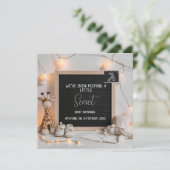 Une faire-part de grossesse en girafe en douceur a (Debout devant)