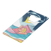 Une femme dans un hamac à la plage (Devant Angle)