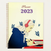 Une fille absorbée dans les études Planner 2024 (Devant)