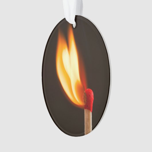 Une flamme de flambage (devant)